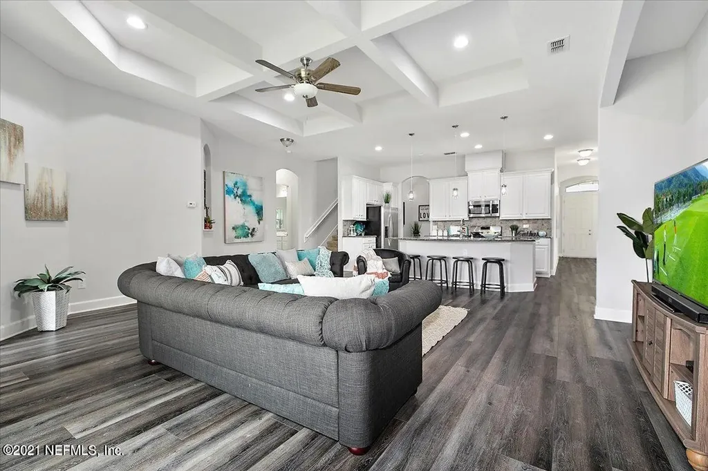 15 King Palm Court Jacksonville FL 32081