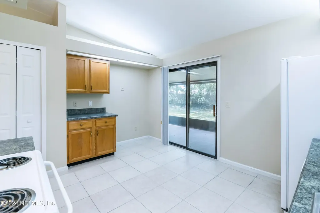 8642 Hammond Forest Drive Jacksonville FL 32221