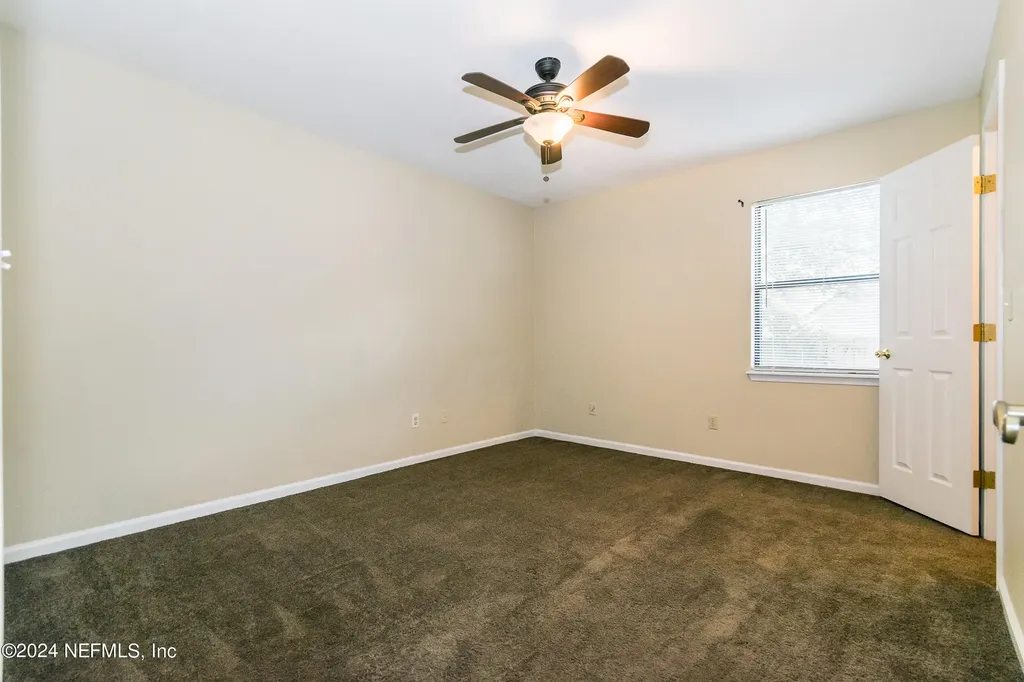 8642 Hammond Forest Drive Jacksonville FL 32221