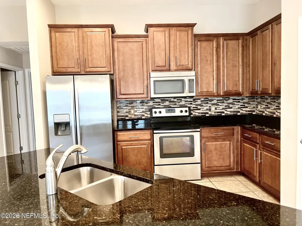 1009 Mayfair Creek Court Jacksonville FL 32218