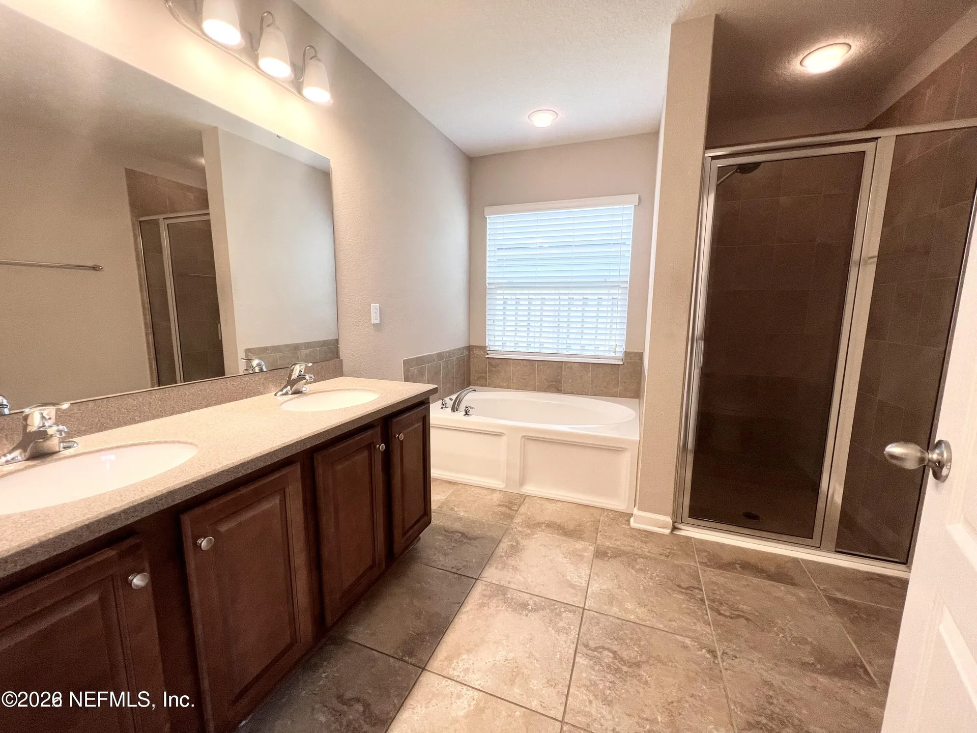 1009 Mayfair Creek Court Jacksonville FL 32218