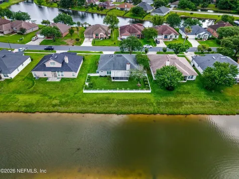 6359 Lake Plantation Drive Jacksonville FL 32244