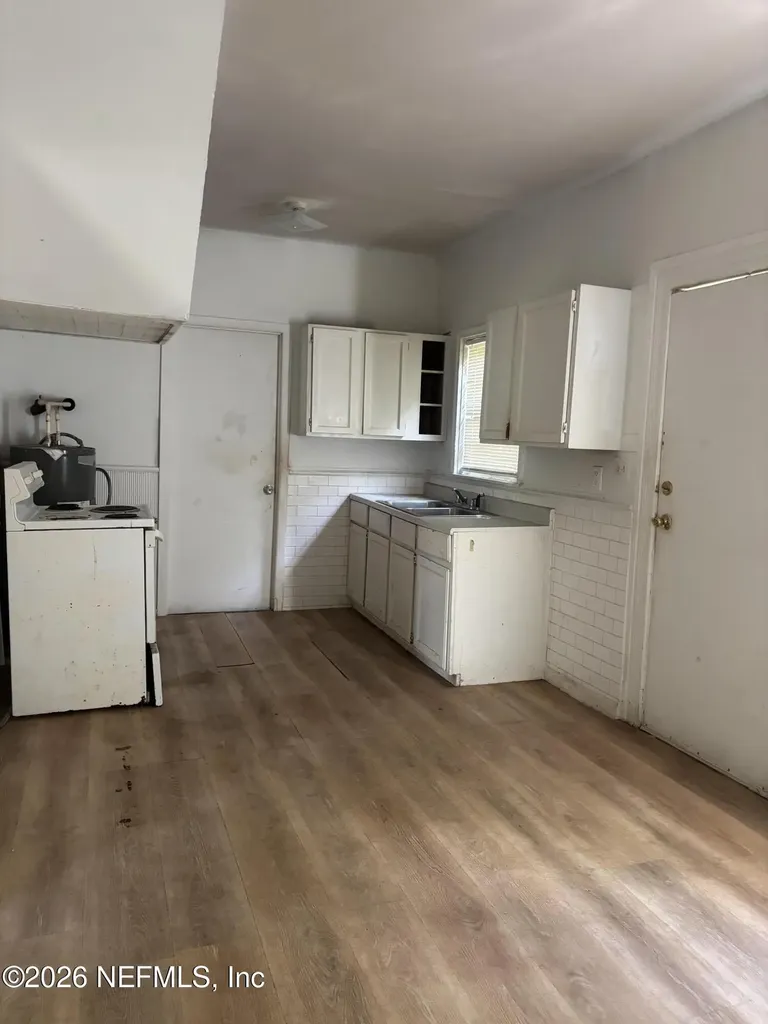 1836 Meharry Avenue Jacksonville FL 32209
