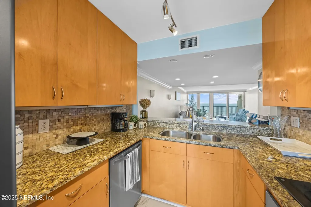 2100 Ocean Drive Jacksonville Beach FL 32250