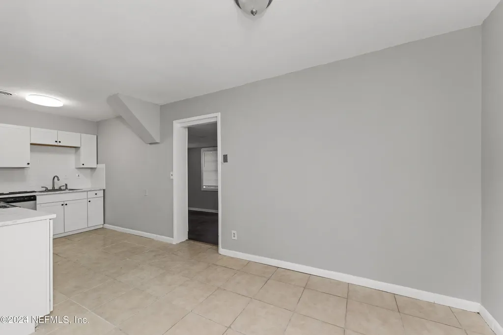 6171 Cedar Hills Boulevard Jacksonville FL 32210