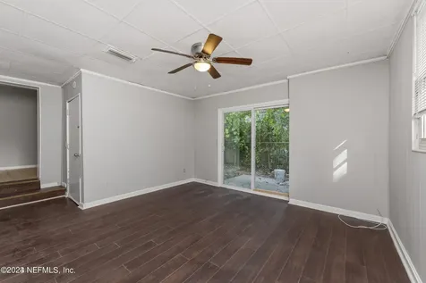 6171 Cedar Hills Boulevard Jacksonville FL 32210