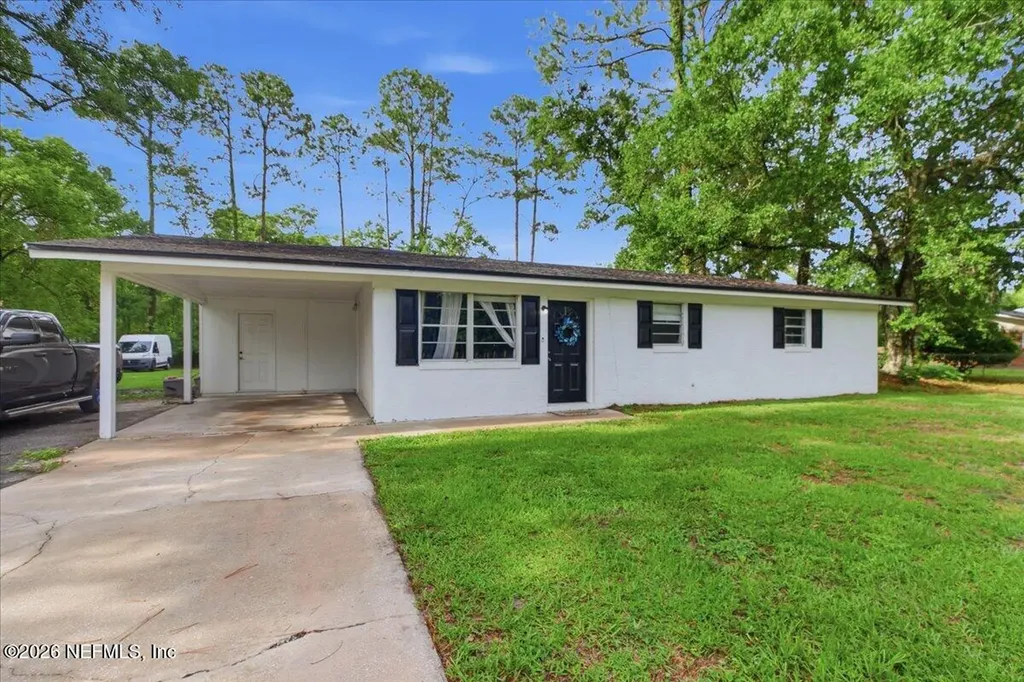 8743 S Ben Rowe Circle Macclenny FL 32063