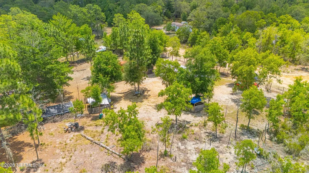 116 London Avenue Interlachen FL 32148