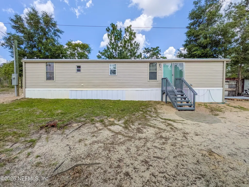 116 London Avenue Interlachen FL 32148