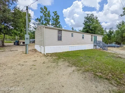 116 London Avenue Interlachen FL 32148