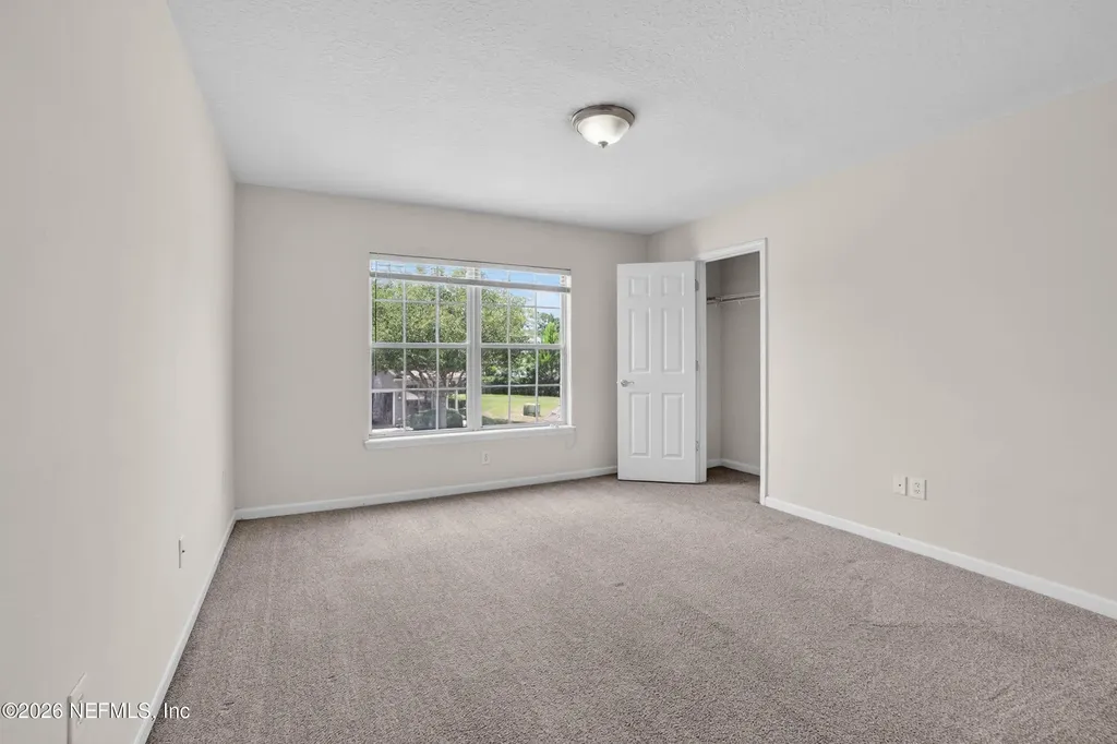 3859 Lionheart Drive Jacksonville FL 32216