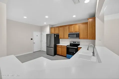 3859 Lionheart Drive Jacksonville FL 32216