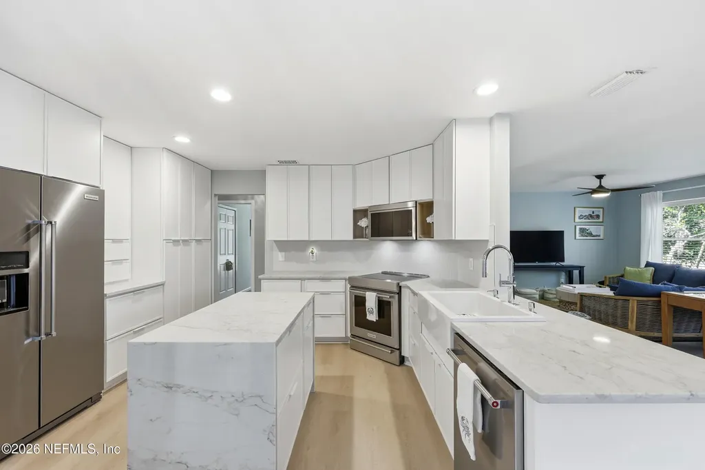1212 Rip Tide Boulevard Jacksonville Beach FL 32250