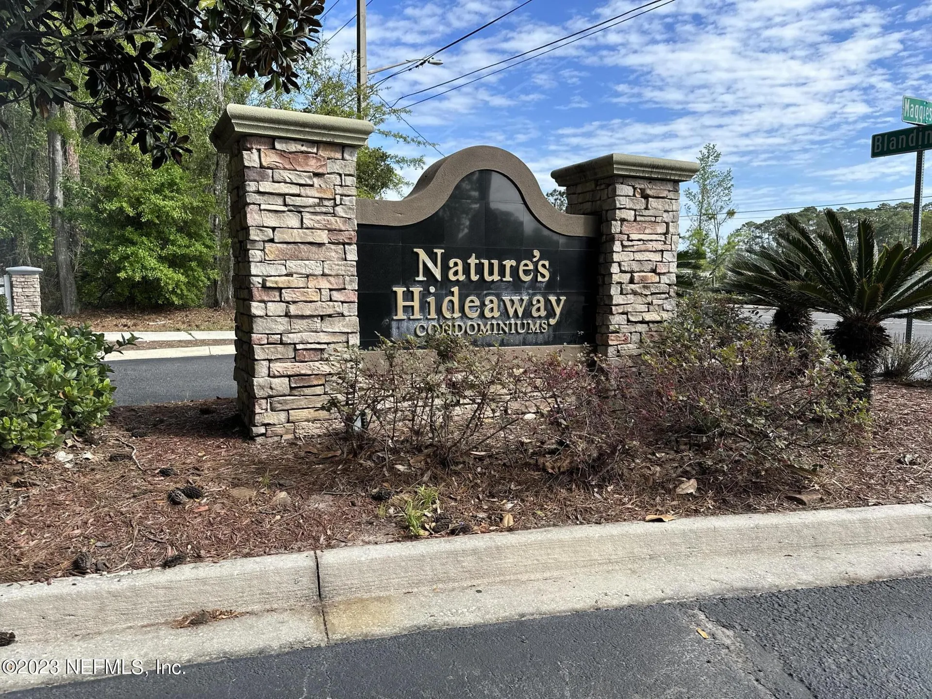 6099 Maggies Circle Jacksonville FL 32244