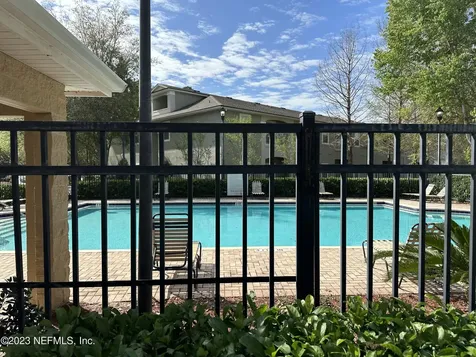 6099 Maggies Circle Jacksonville FL 32244