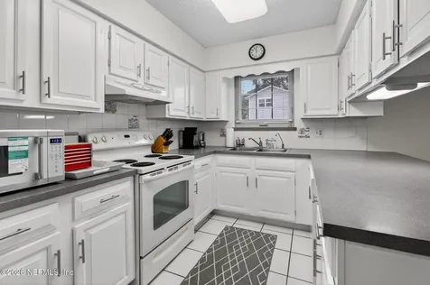 1411 Forest Lane St. Johns FL 32259