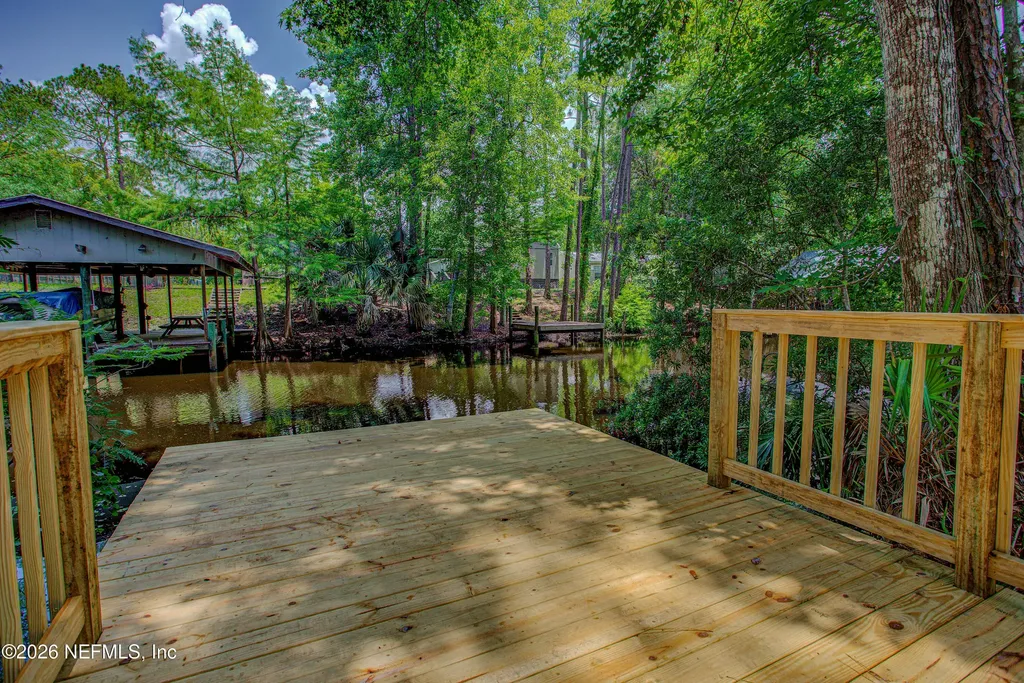 118 Waterway Drive Satsuma FL 32189