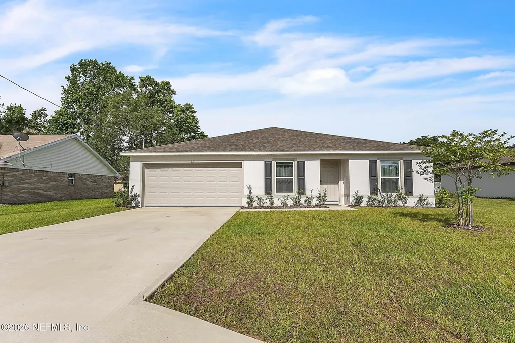 22 Round Tree Drive Palm Coast FL 32164