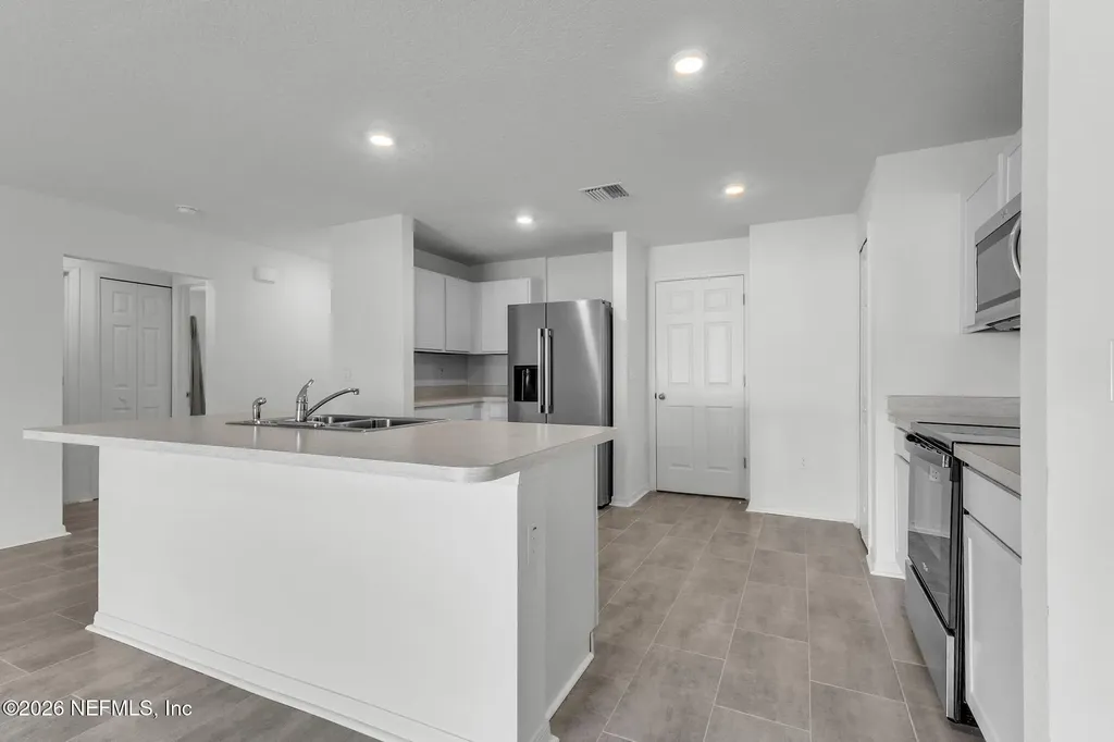 22 Round Tree Drive Palm Coast FL 32164