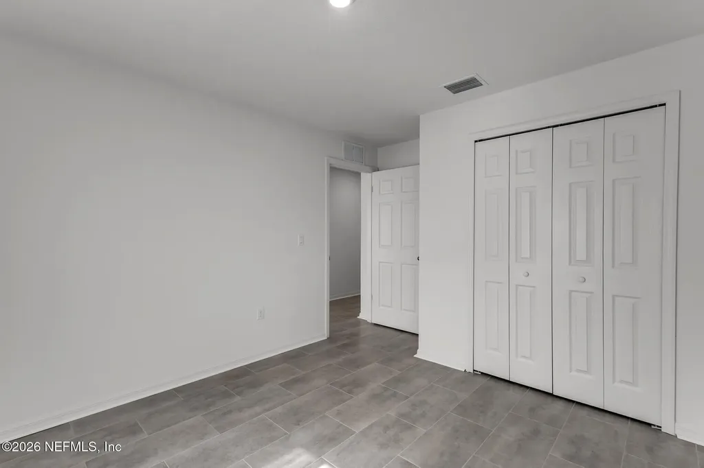 22 Round Tree Drive Palm Coast FL 32164