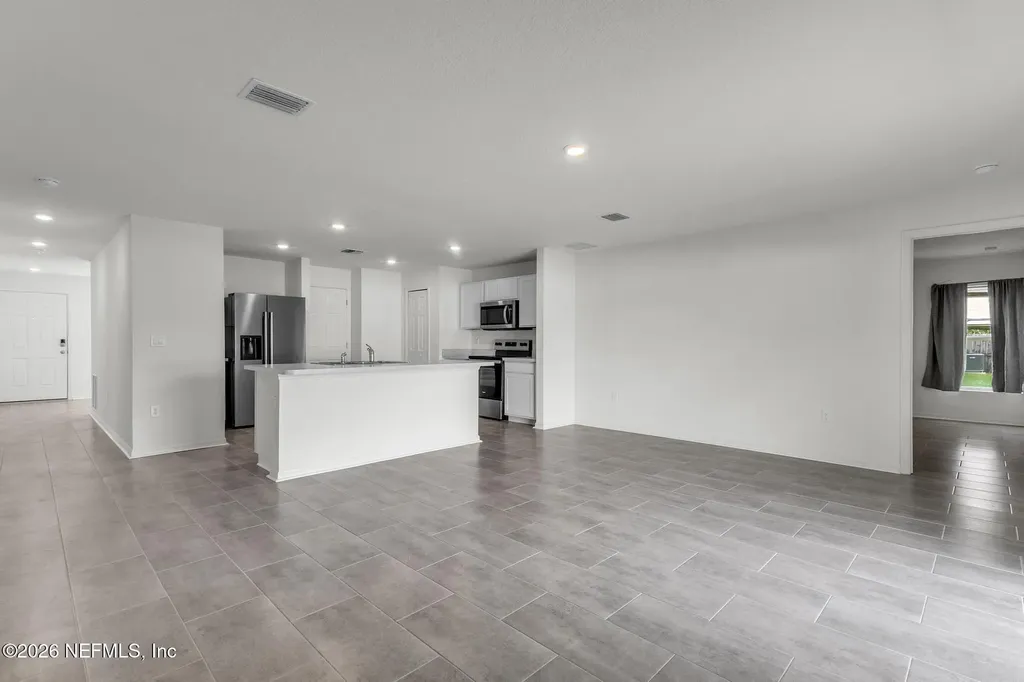22 Round Tree Drive Palm Coast FL 32164