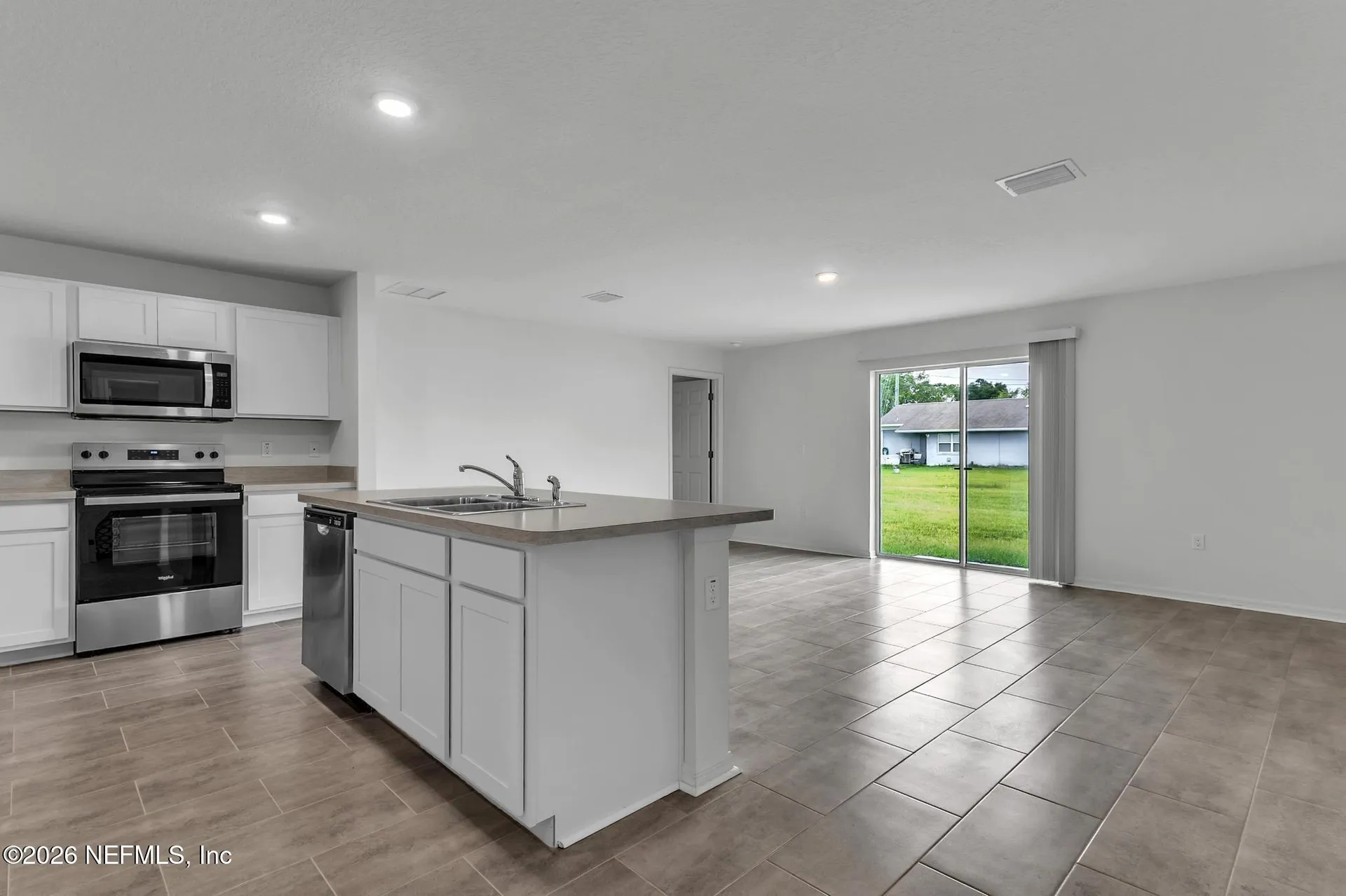 22 Round Tree Drive Palm Coast FL 32164