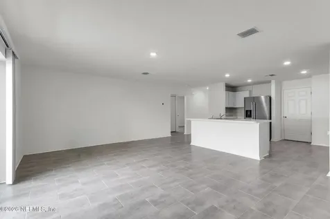 22 Round Tree Drive Palm Coast FL 32164