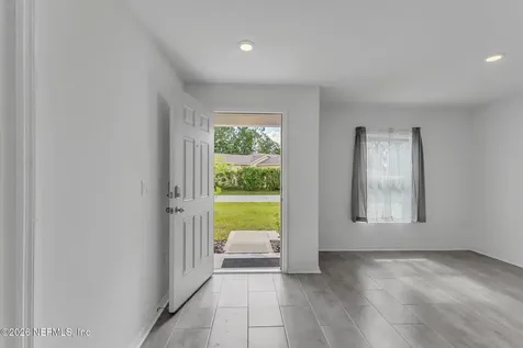 22 Round Tree Drive Palm Coast FL 32164
