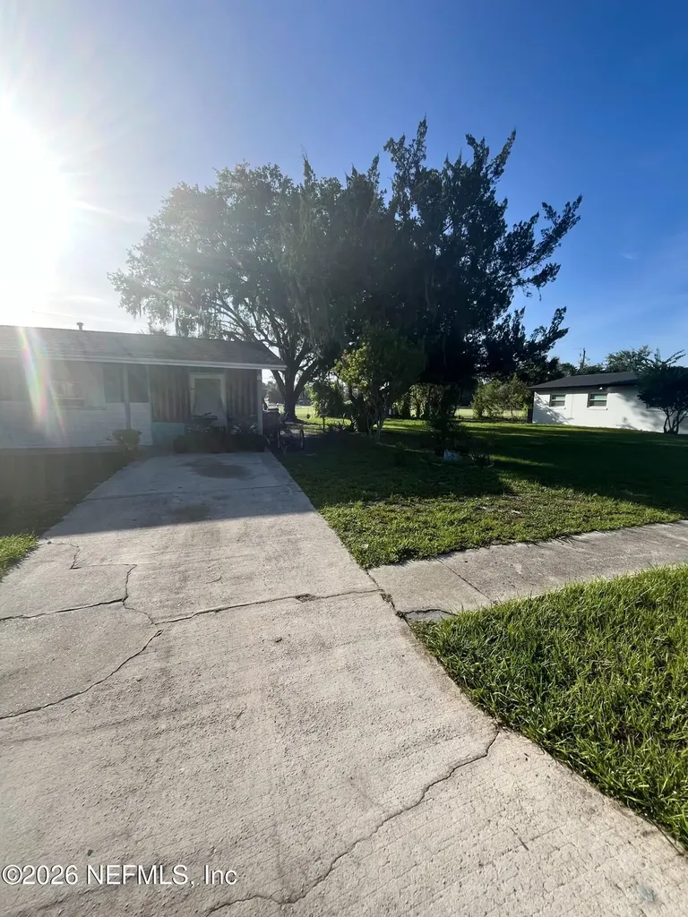 813 Hymon Circle Bunnell FL 32110
