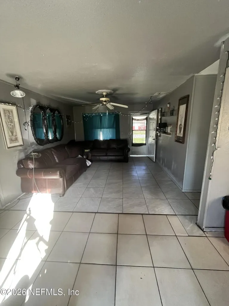 813 Hymon Circle Bunnell FL 32110