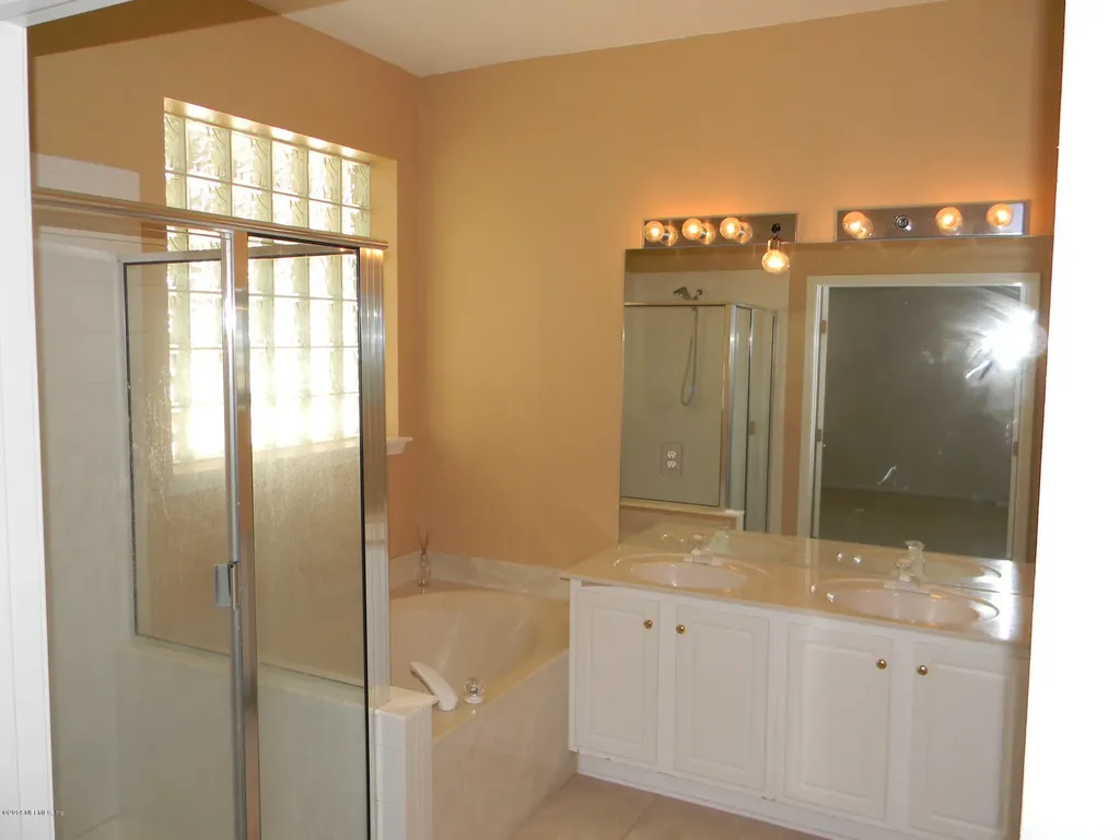 10599 Roundwood Glen Court Jacksonville FL 32256