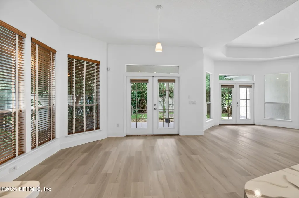 10133 Delpoint Lane Jacksonville FL 32246
