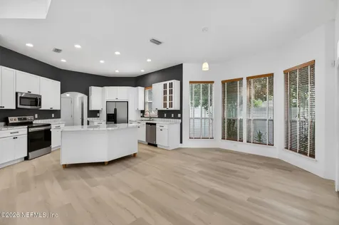 10133 Delpoint Lane Jacksonville FL 32246