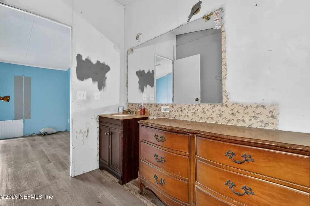 10105 Vaughan Avenue Hastings FL 32145