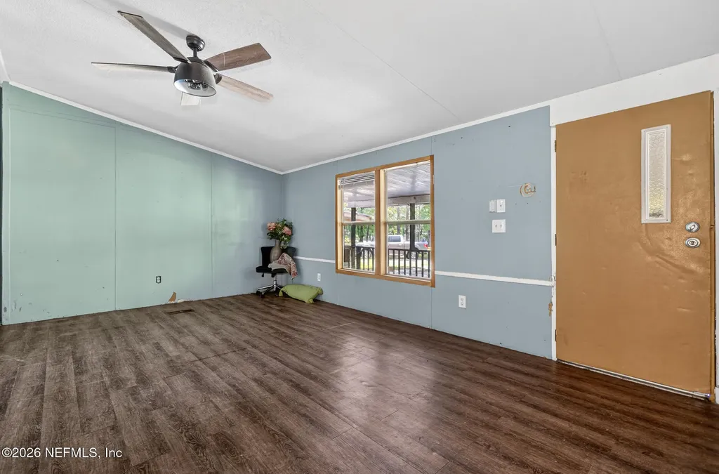10105 Vaughan Avenue Hastings FL 32145
