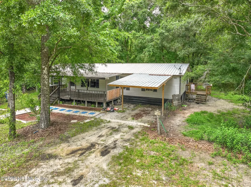 10105 Vaughan Avenue Hastings FL 32145