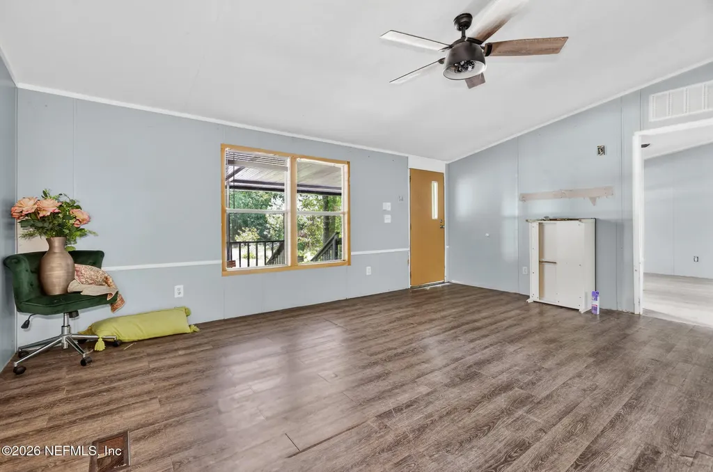 10105 Vaughan Avenue Hastings FL 32145