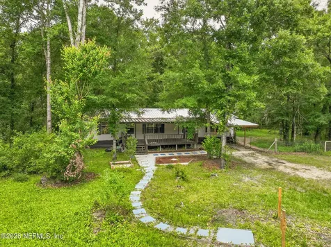 10105 Vaughan Avenue Hastings FL 32145