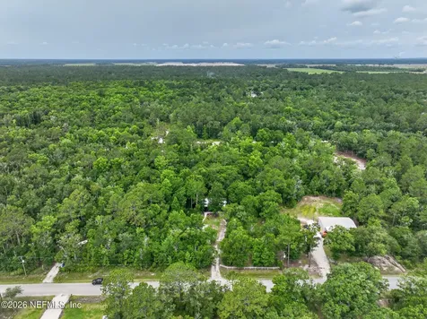 10105 Vaughan Avenue Hastings FL 32145