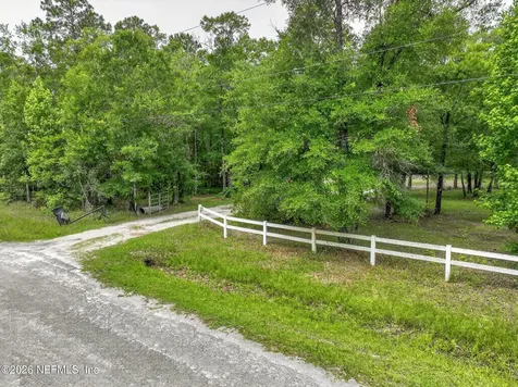 10105 Vaughan Avenue Hastings FL 32145
