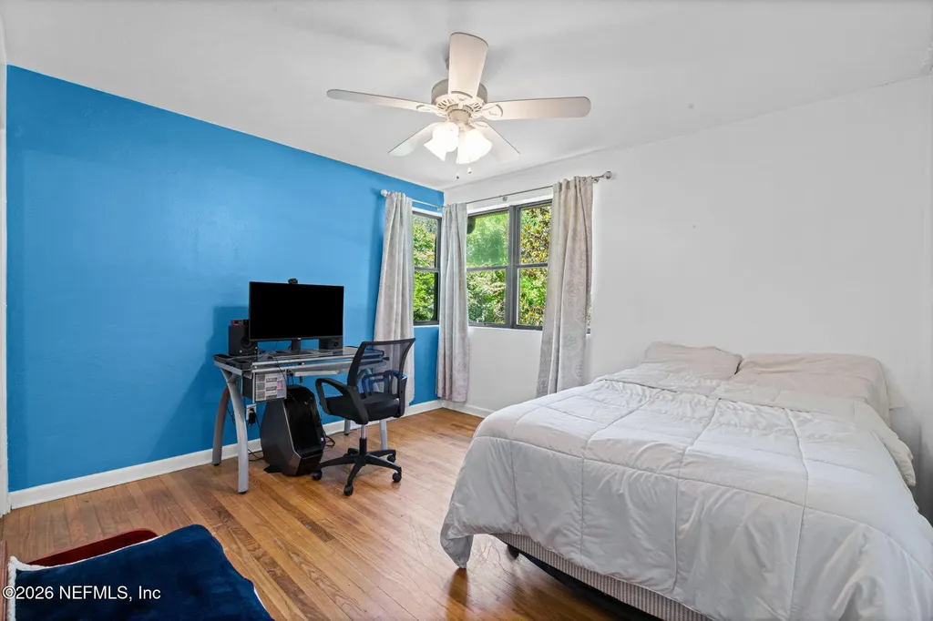 1738 Clemson Road Jacksonville FL 32217
