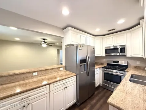 311 S 11th Street Fernandina Beach FL 32034