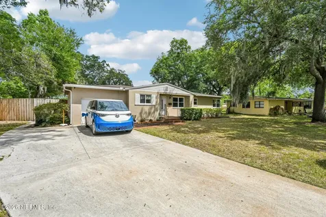 3845 Miruelo Circle S Jacksonville FL 32217