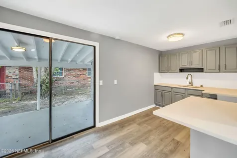 2467 25th Street W Jacksonville FL 32209