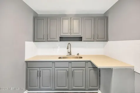 2467 25th Street W Jacksonville FL 32209