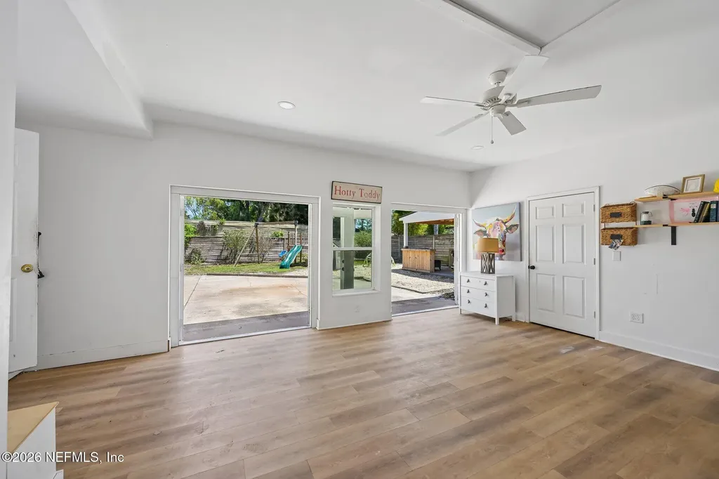 2254 Smullian Trail N Jacksonville FL 32217