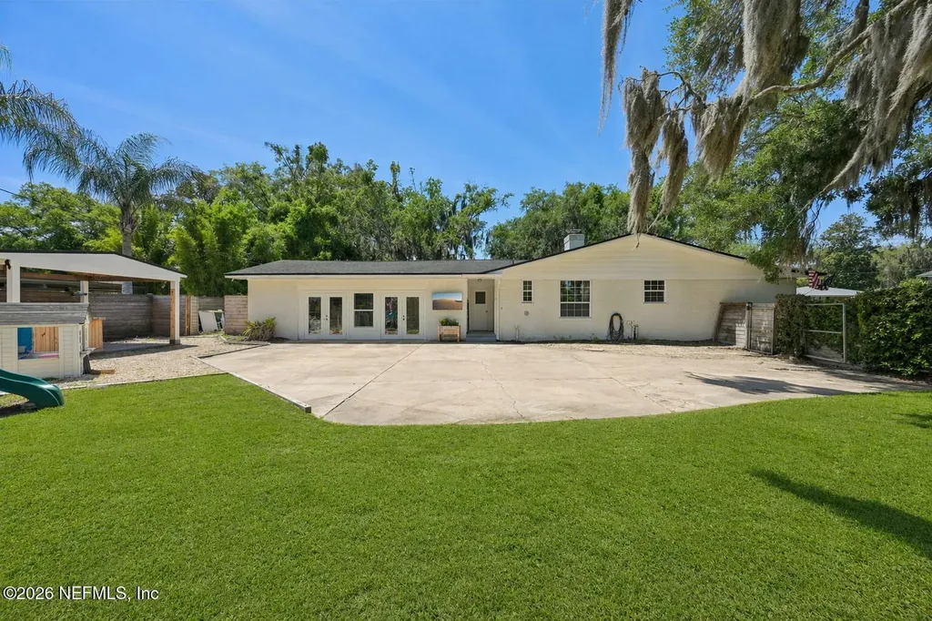 2254 Smullian Trail N Jacksonville FL 32217
