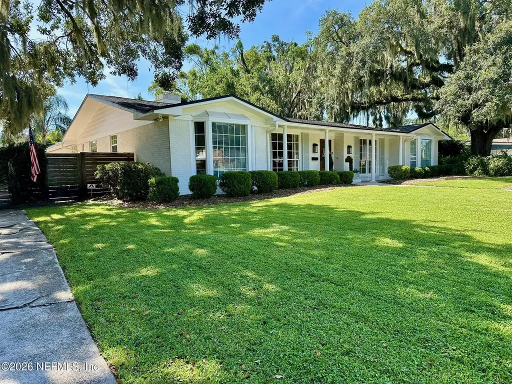 2254 Smullian Trail N Jacksonville FL 32217