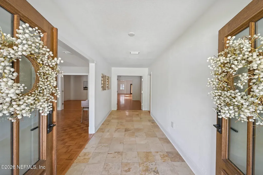 2254 Smullian Trail N Jacksonville FL 32217