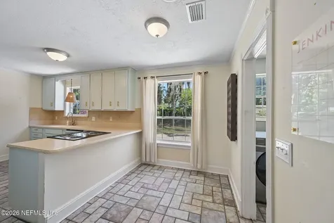 2254 Smullian Trail N Jacksonville FL 32217